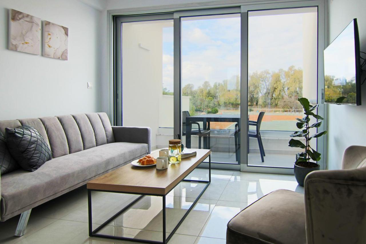 Phaedrus Living - Seaside Executive Flat Harbour 202 Paphos Exterior foto